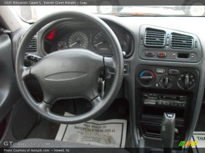 Everett Green Metallic / Gray 1995 Mitsubishi Galant S