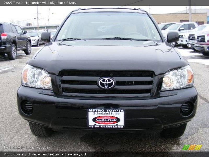 Black / Ivory 2005 Toyota Highlander V6 4WD