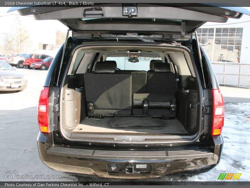 Black / Ebony 2009 Chevrolet Suburban LT 4x4