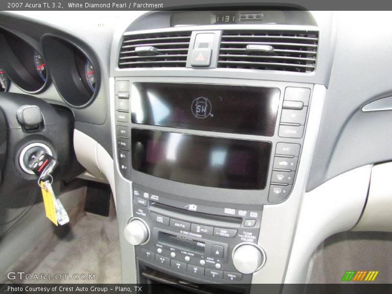 White Diamond Pearl / Parchment 2007 Acura TL 3.2