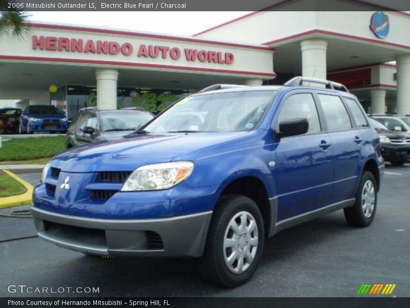 Electric Blue Pearl / Charcoal 2006 Mitsubishi Outlander LS