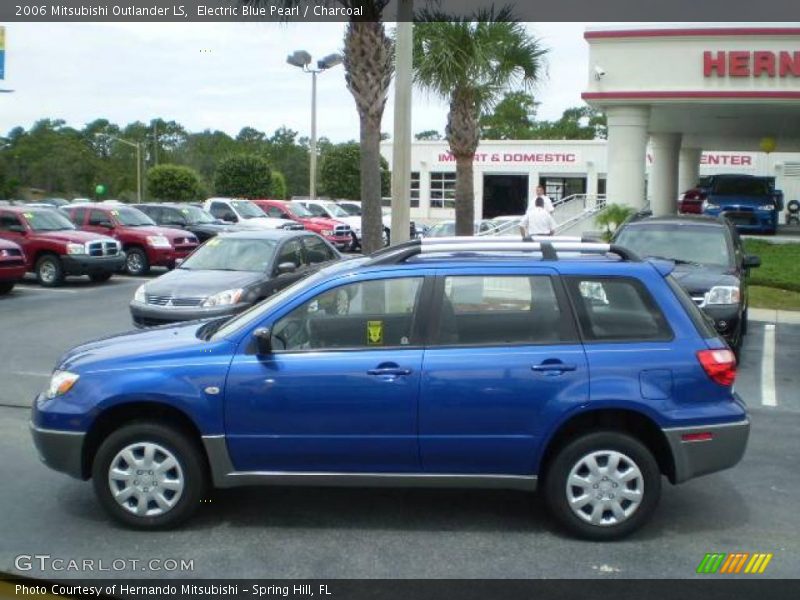 Electric Blue Pearl / Charcoal 2006 Mitsubishi Outlander LS