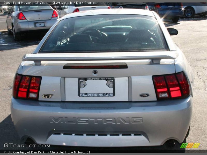 Silver Metallic / Dark Charcoal 2001 Ford Mustang GT Coupe