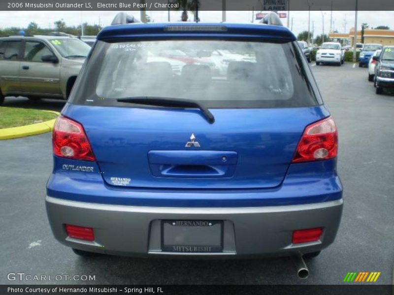 Electric Blue Pearl / Charcoal 2006 Mitsubishi Outlander LS