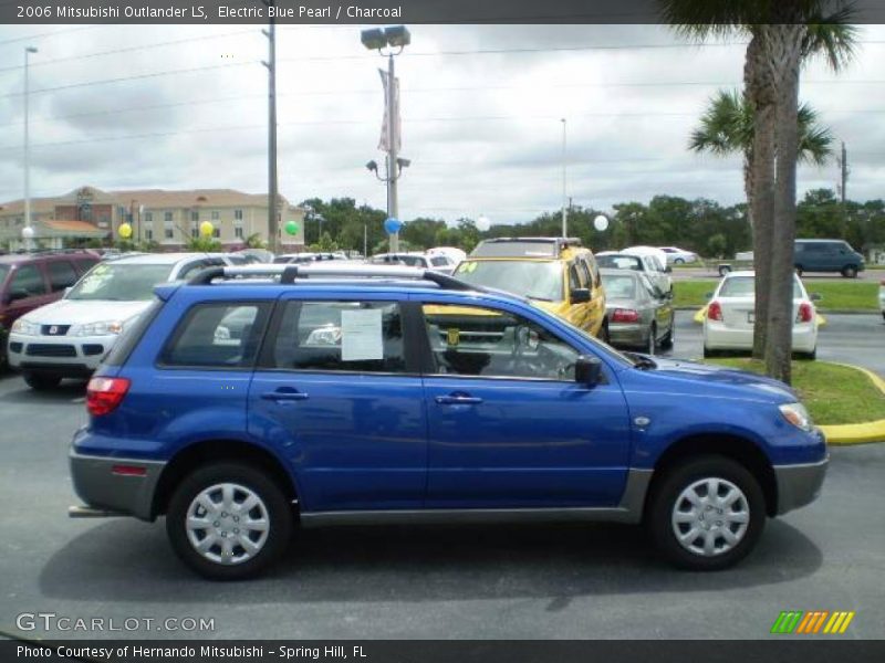 Electric Blue Pearl / Charcoal 2006 Mitsubishi Outlander LS