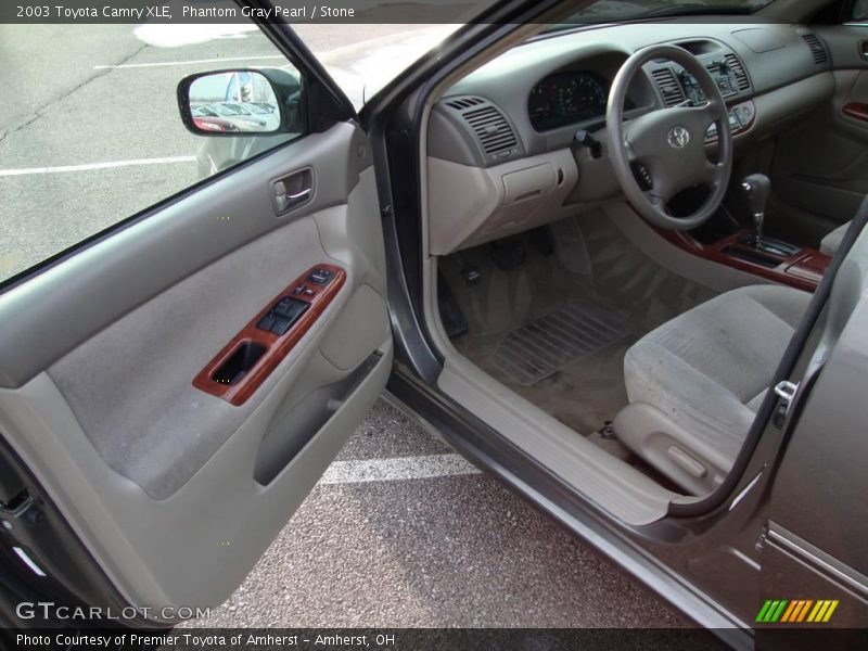 Phantom Gray Pearl / Stone 2003 Toyota Camry XLE