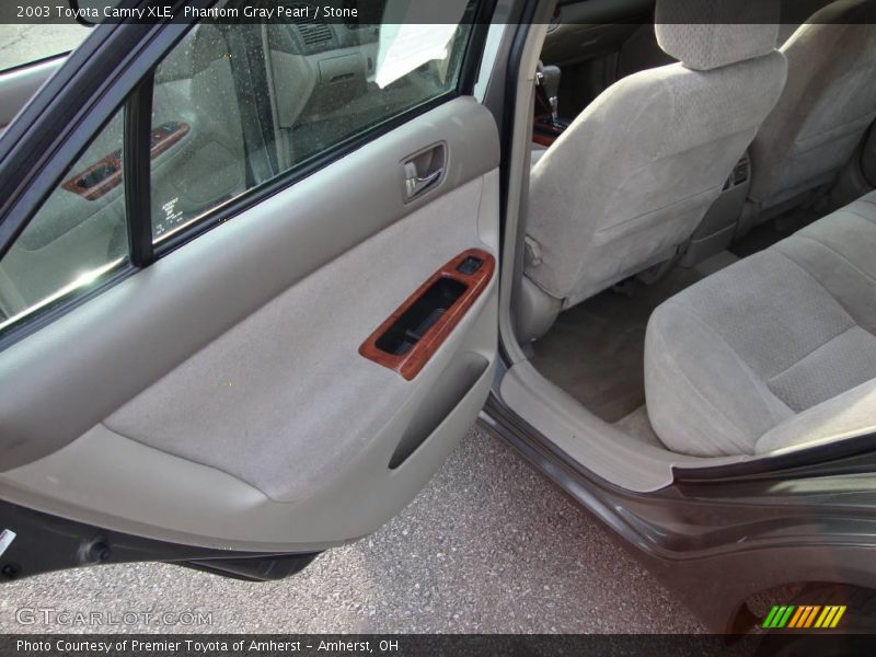 Phantom Gray Pearl / Stone 2003 Toyota Camry XLE