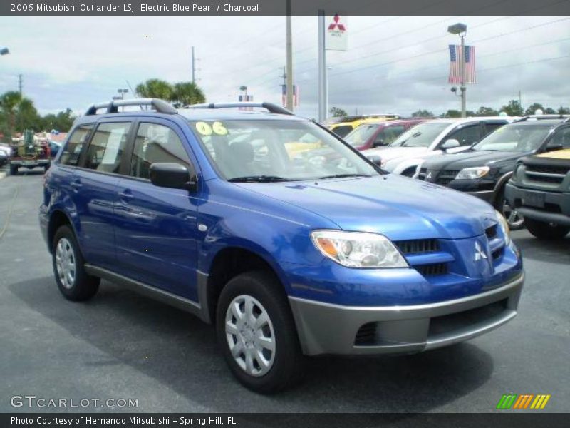 Electric Blue Pearl / Charcoal 2006 Mitsubishi Outlander LS