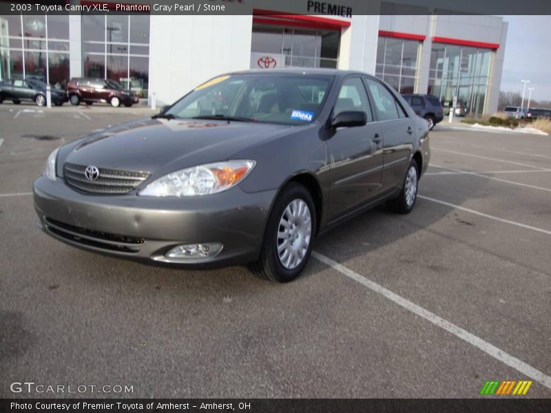 Phantom Gray Pearl / Stone 2003 Toyota Camry XLE