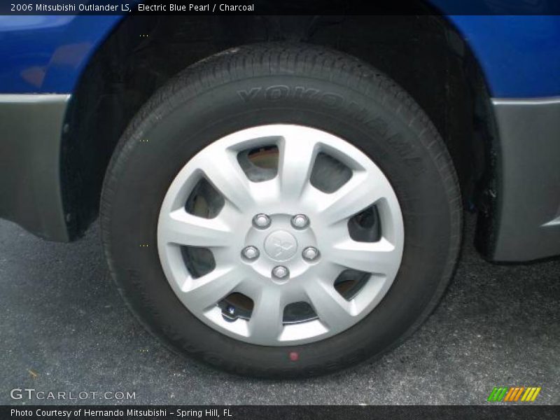Electric Blue Pearl / Charcoal 2006 Mitsubishi Outlander LS
