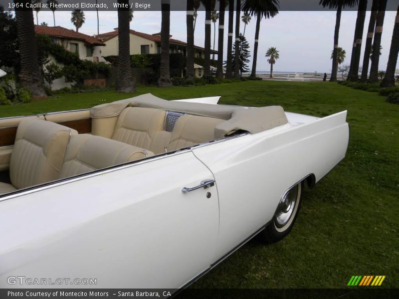 White / Beige 1964 Cadillac Fleetwood Eldorado