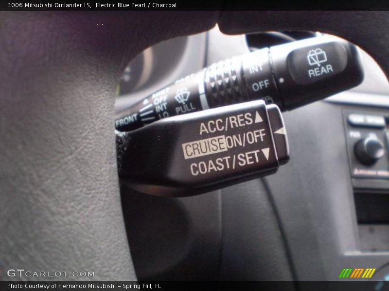 Electric Blue Pearl / Charcoal 2006 Mitsubishi Outlander LS