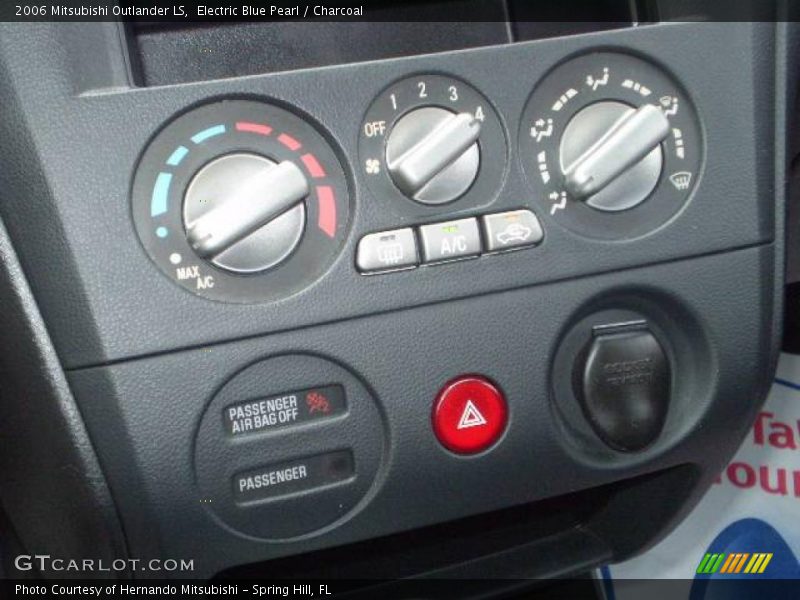 Electric Blue Pearl / Charcoal 2006 Mitsubishi Outlander LS