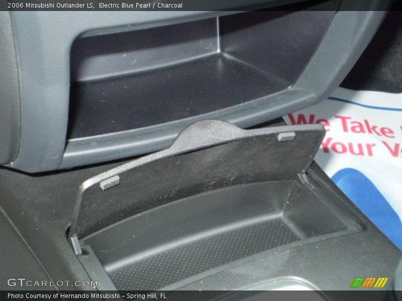Electric Blue Pearl / Charcoal 2006 Mitsubishi Outlander LS