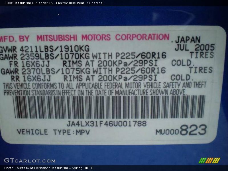 Electric Blue Pearl / Charcoal 2006 Mitsubishi Outlander LS