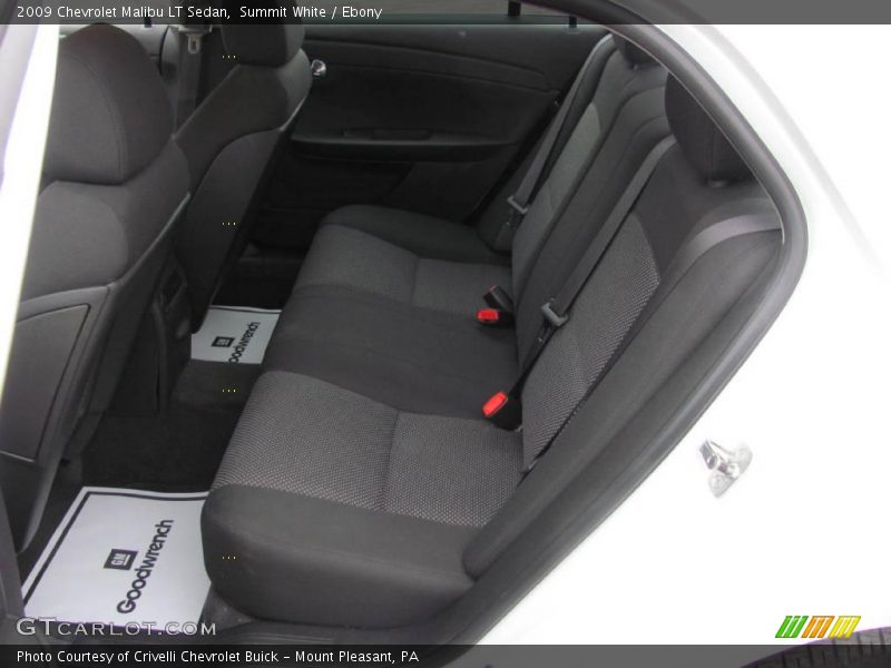 Summit White / Ebony 2009 Chevrolet Malibu LT Sedan