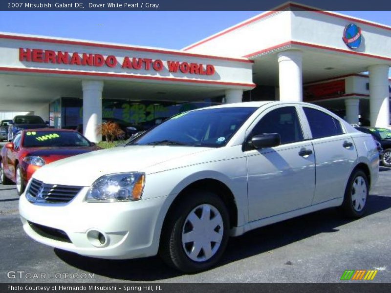 Dover White Pearl / Gray 2007 Mitsubishi Galant DE