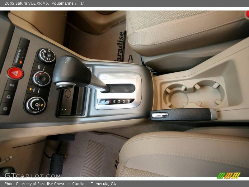 Aquamarine / Tan 2009 Saturn VUE XR V6