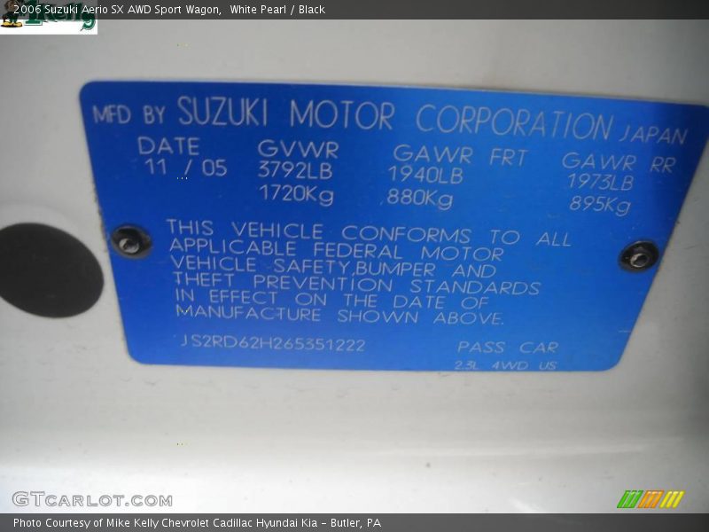White Pearl / Black 2006 Suzuki Aerio SX AWD Sport Wagon