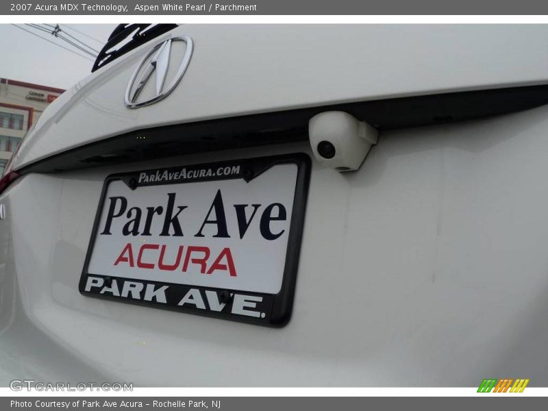 Aspen White Pearl / Parchment 2007 Acura MDX Technology