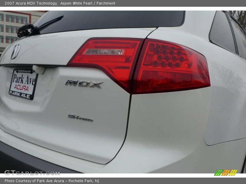 Aspen White Pearl / Parchment 2007 Acura MDX Technology