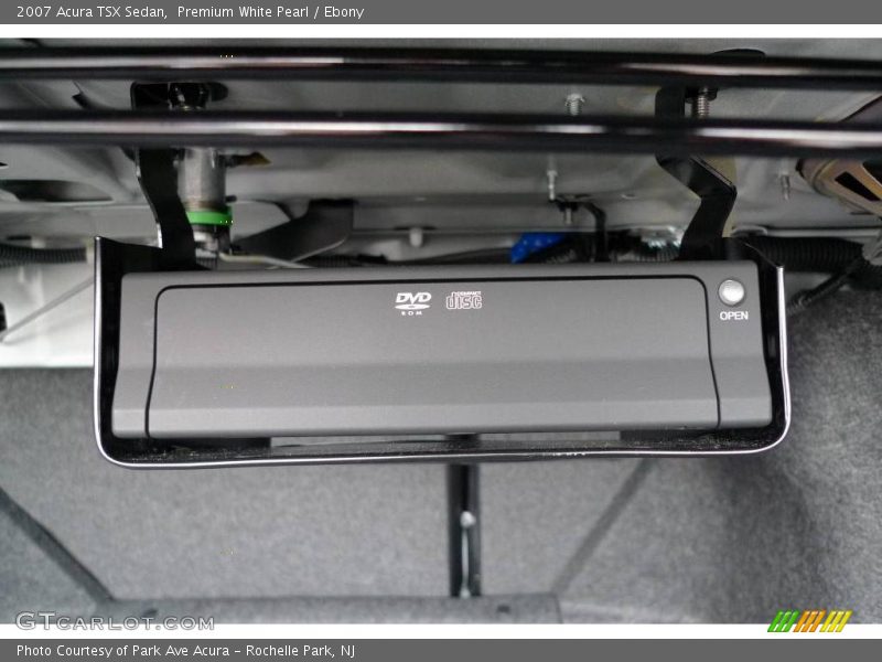 Premium White Pearl / Ebony 2007 Acura TSX Sedan
