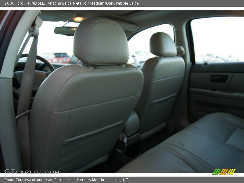 Arizona Beige Metallic / Medium/Dark Pebble Beige 2006 Ford Taurus SEL