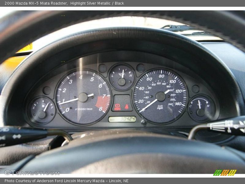 Highlight Silver Metallic / Black 2000 Mazda MX-5 Miata Roadster