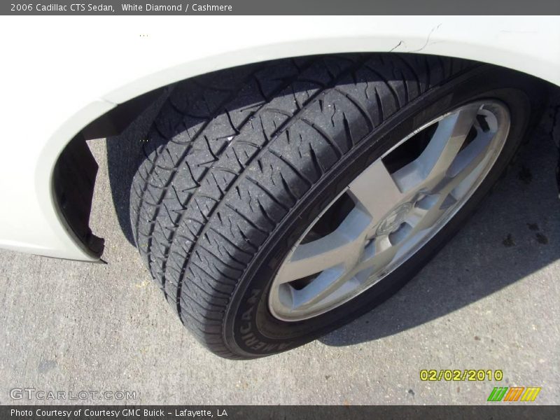 White Diamond / Cashmere 2006 Cadillac CTS Sedan