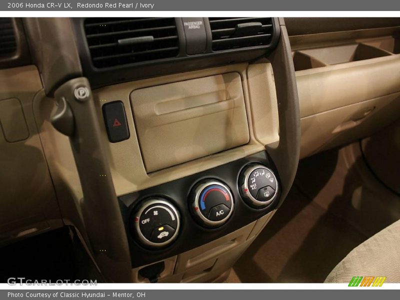 Redondo Red Pearl / Ivory 2006 Honda CR-V LX