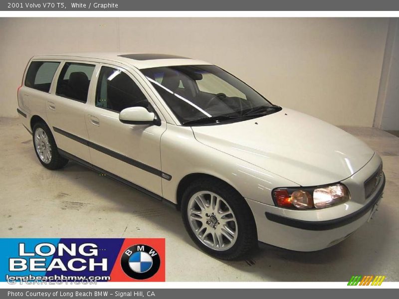 White / Graphite 2001 Volvo V70 T5