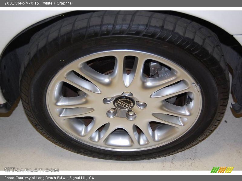 White / Graphite 2001 Volvo V70 T5