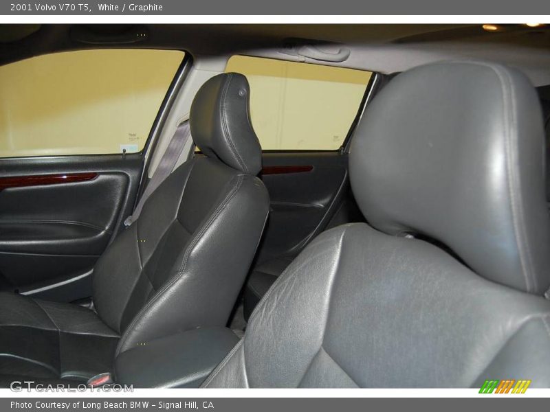 White / Graphite 2001 Volvo V70 T5
