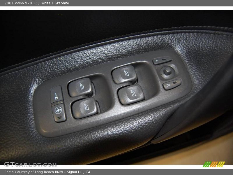 White / Graphite 2001 Volvo V70 T5