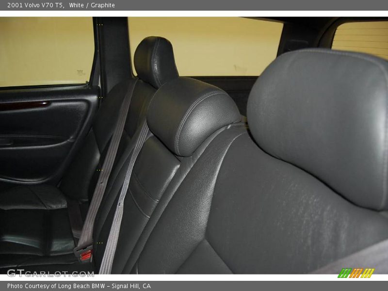 White / Graphite 2001 Volvo V70 T5
