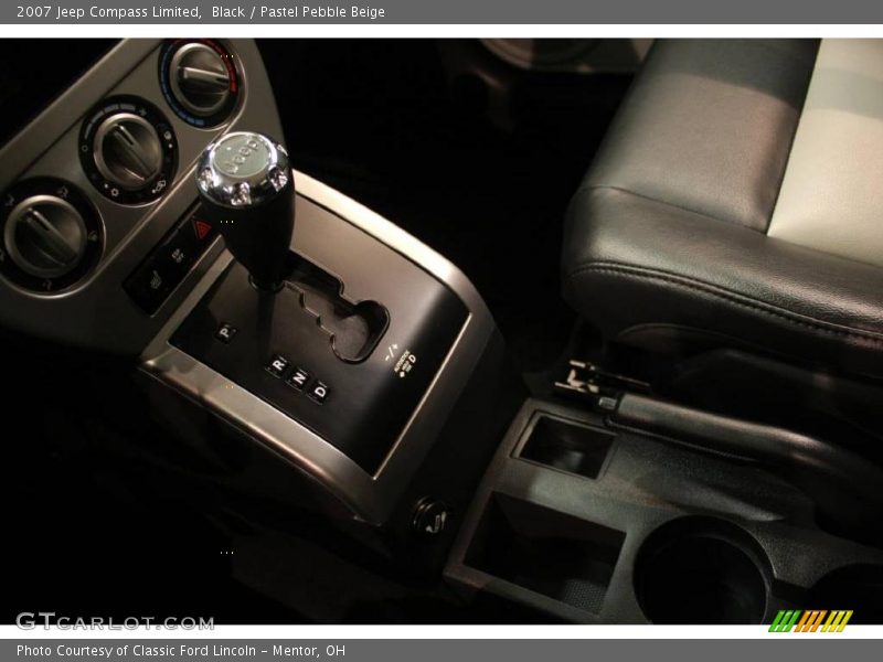 Black / Pastel Pebble Beige 2007 Jeep Compass Limited