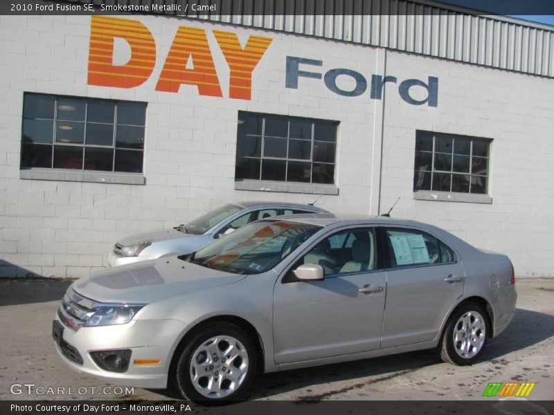Smokestone Metallic / Camel 2010 Ford Fusion SE