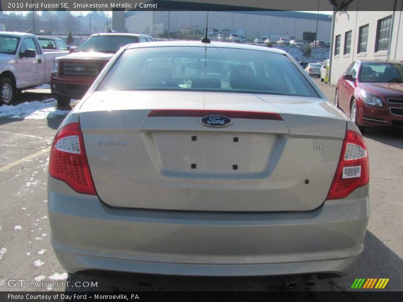 Smokestone Metallic / Camel 2010 Ford Fusion SE