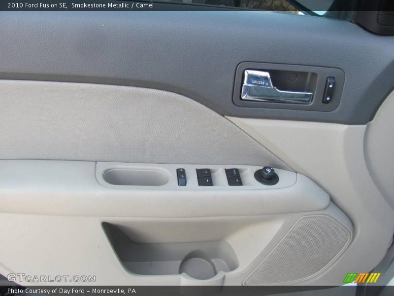 Smokestone Metallic / Camel 2010 Ford Fusion SE