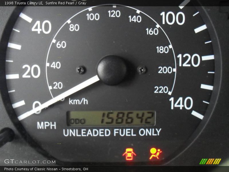 Sunfire Red Pearl / Gray 1998 Toyota Camry LE