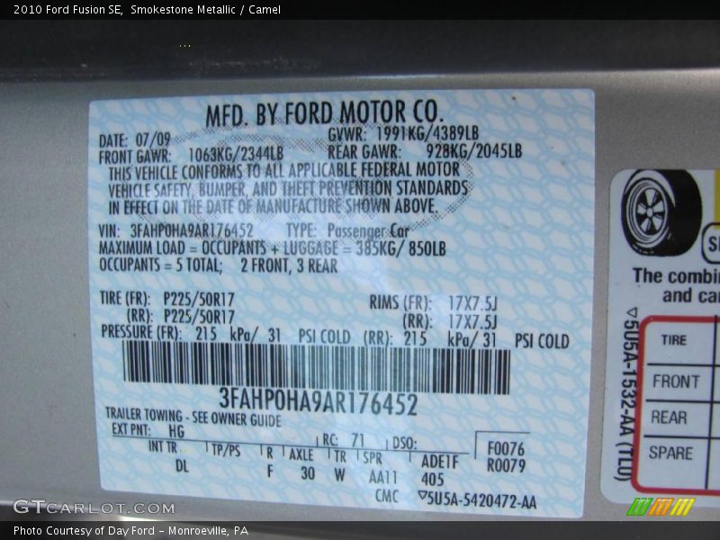 Smokestone Metallic / Camel 2010 Ford Fusion SE