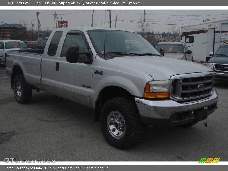 Silver Metallic / Medium Graphite 2001 Ford F250 Super Duty XLT SuperCab 4x4
