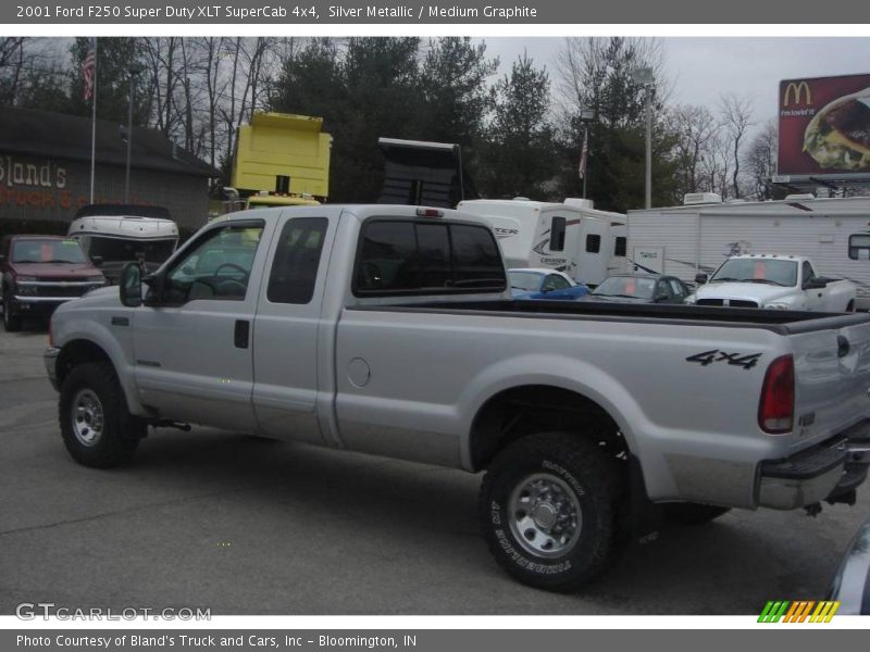 Silver Metallic / Medium Graphite 2001 Ford F250 Super Duty XLT SuperCab 4x4