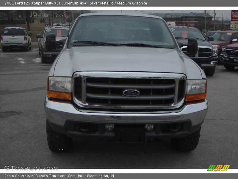 Silver Metallic / Medium Graphite 2001 Ford F250 Super Duty XLT SuperCab 4x4