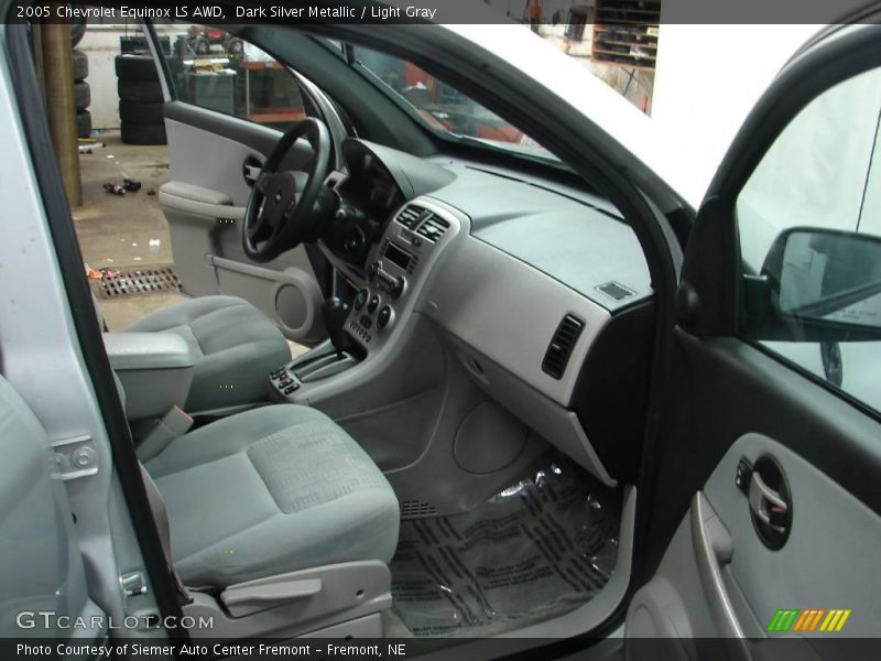 Dark Silver Metallic / Light Gray 2005 Chevrolet Equinox LS AWD