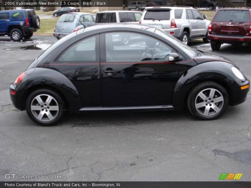 Black / Black 2006 Volkswagen New Beetle 2.5 Coupe