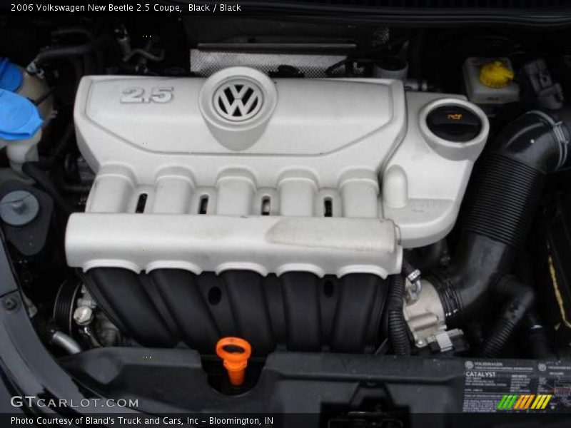 Black / Black 2006 Volkswagen New Beetle 2.5 Coupe