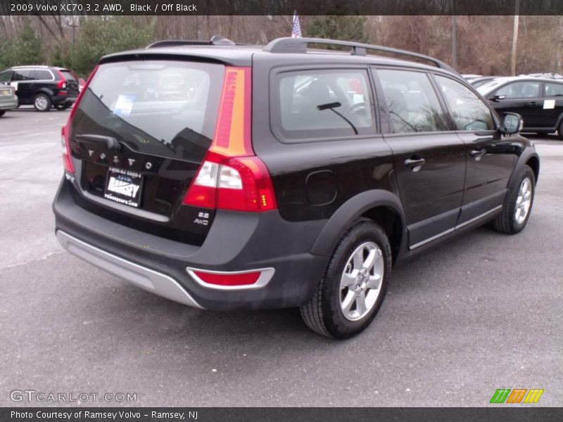 Black / Off Black 2009 Volvo XC70 3.2 AWD