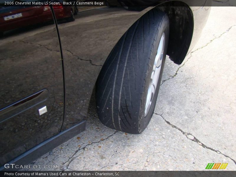 Black / Cashmere Beige 2006 Chevrolet Malibu LS Sedan