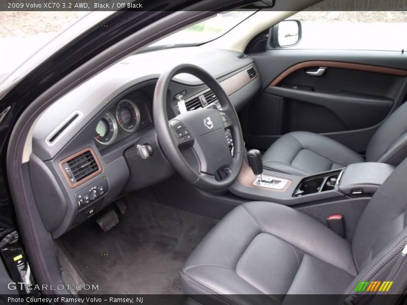 Black / Off Black 2009 Volvo XC70 3.2 AWD